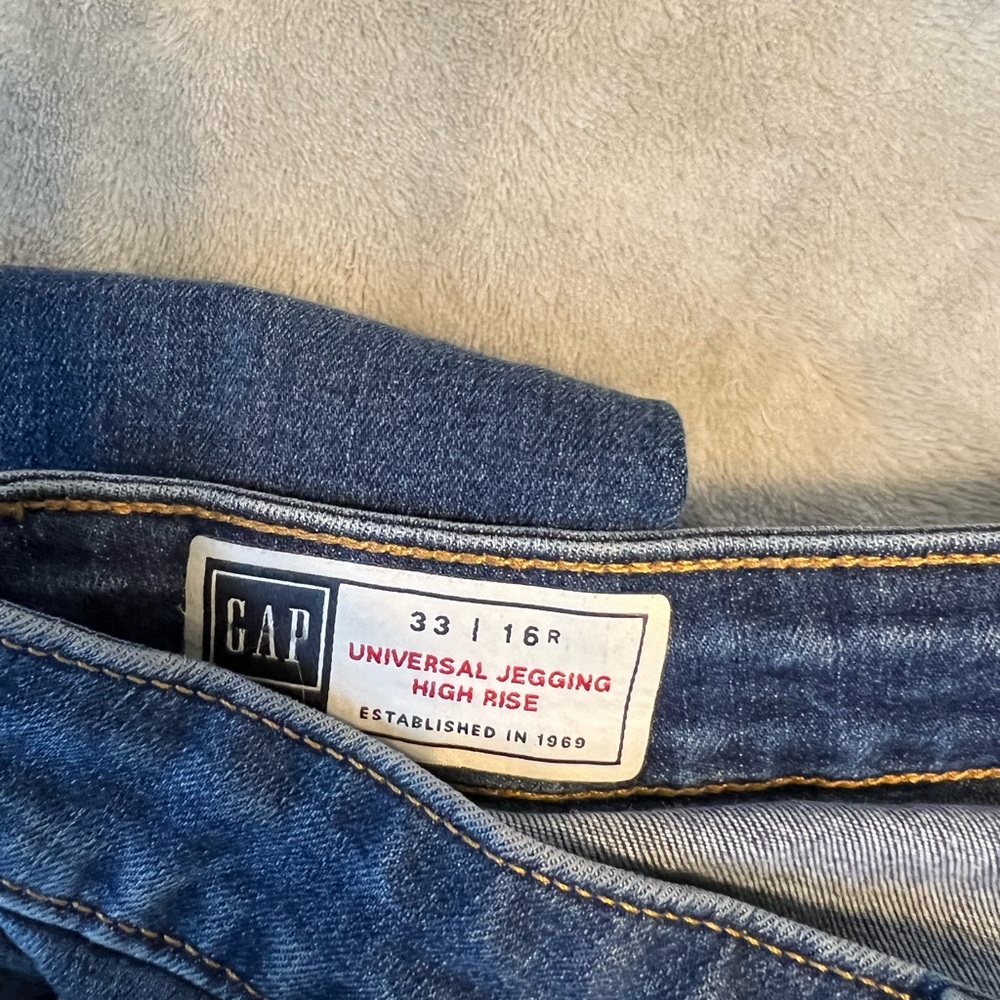 Jegging, High Rise Jeans - Picture 3 of 4